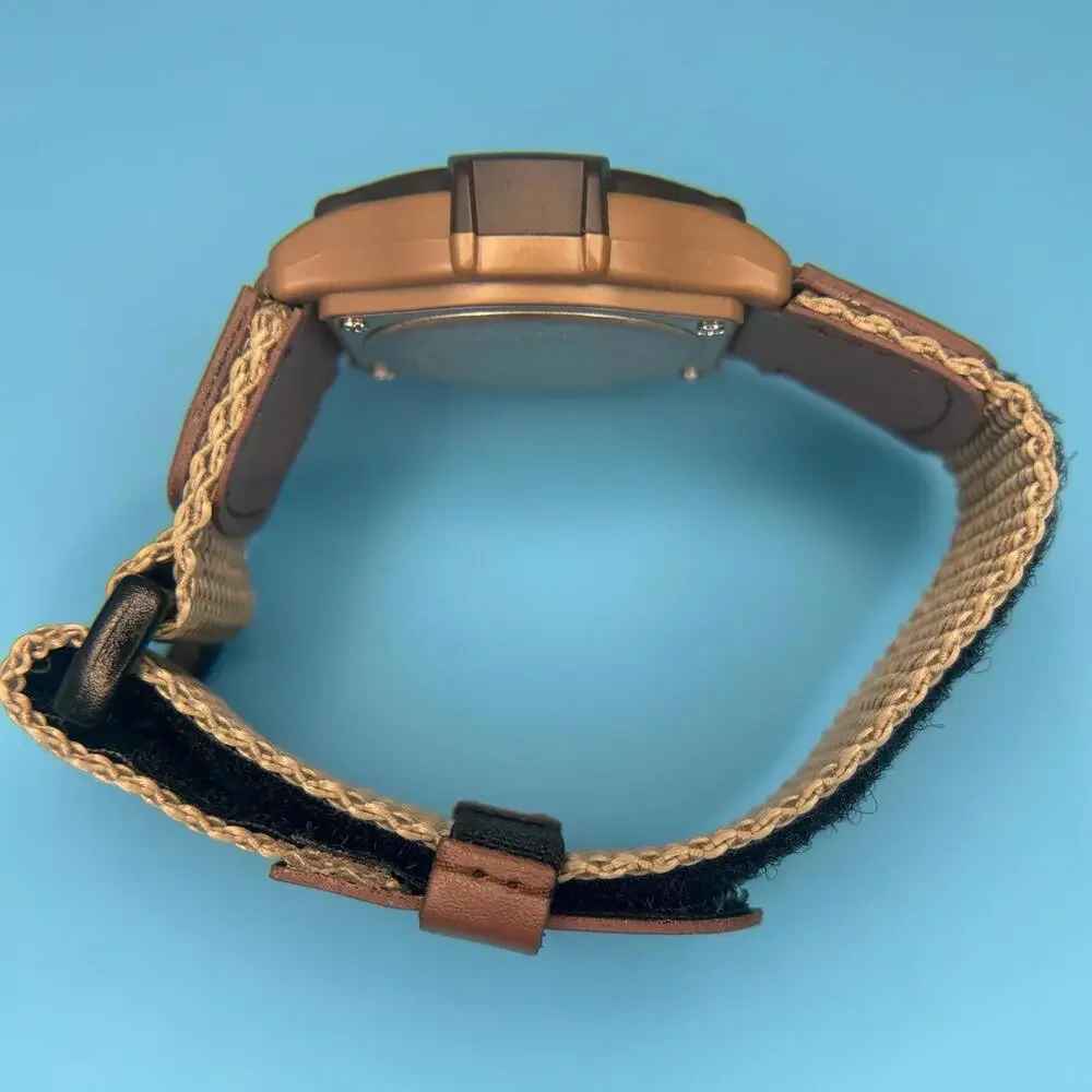 Casio FT500WC-5BV, Forester, Illuminator Watch, Beige Strap, Date, 100 Meter WR - Picture 4 of 7